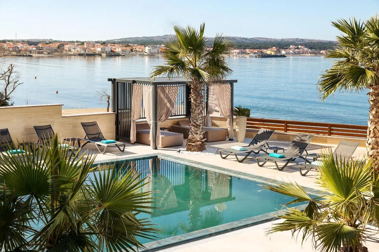 Malibu Imperial Resort Vir Apartment