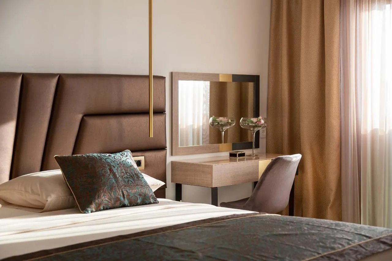 Malibu Imperial Resort Vir
