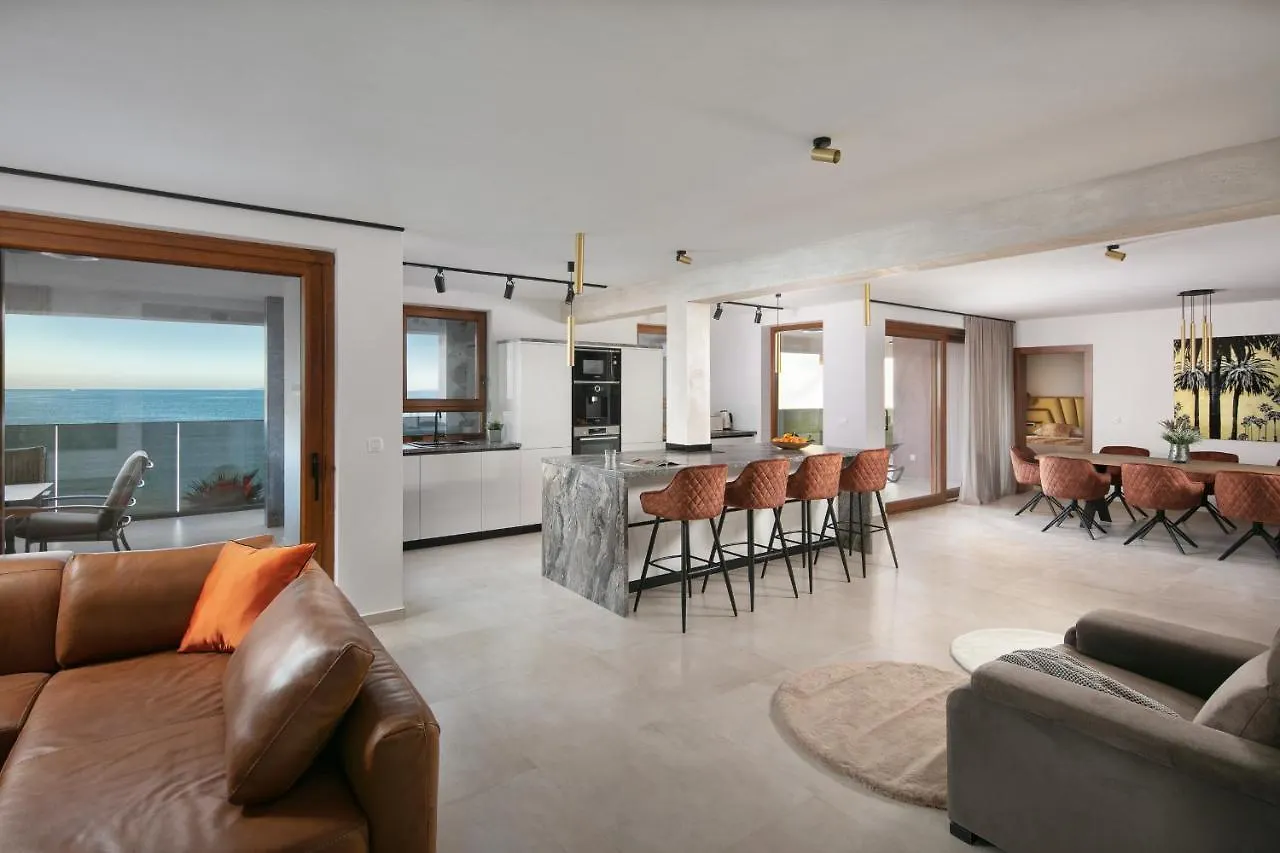 Malibu Imperial Resort Vir 0*,