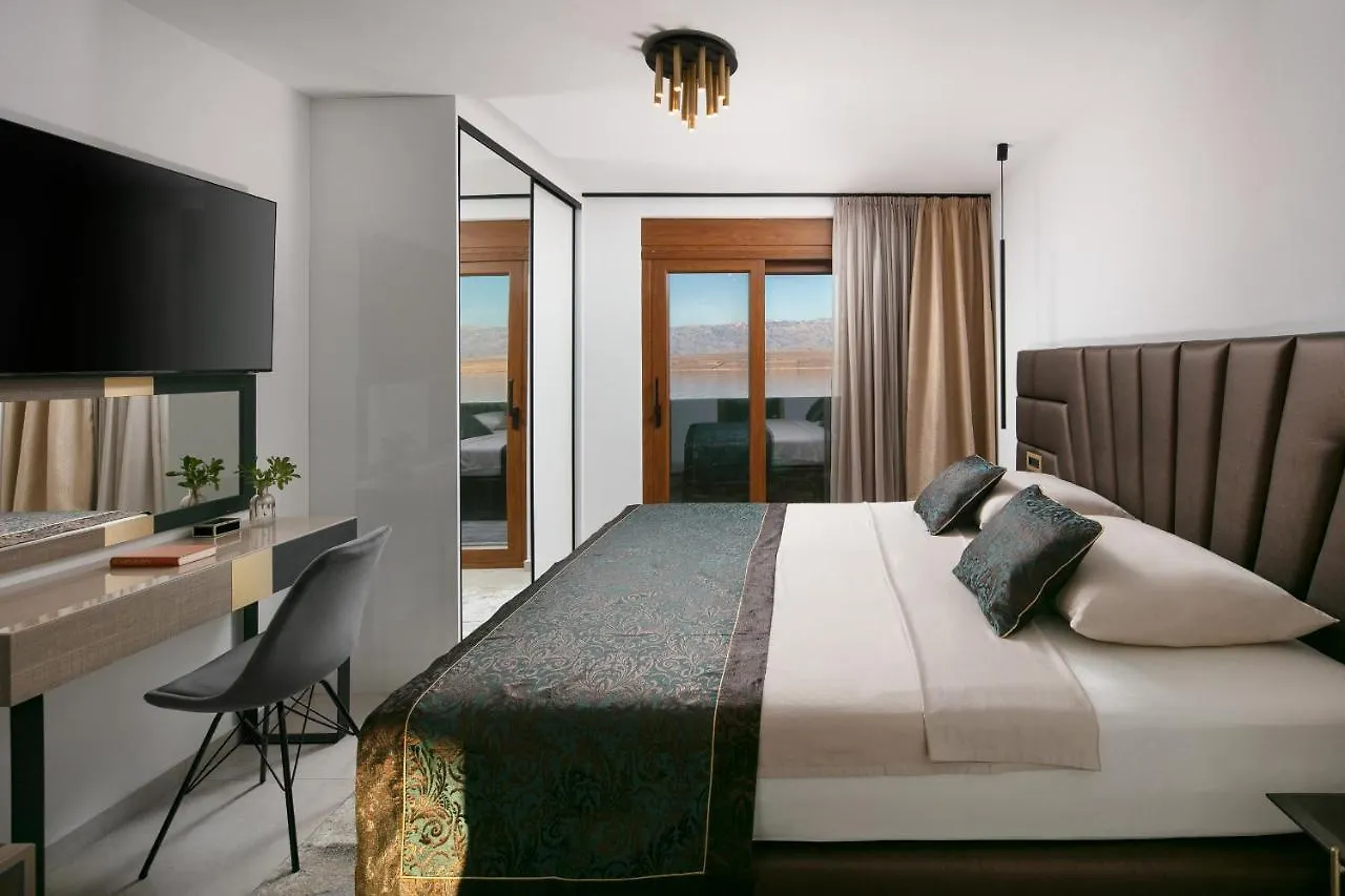 Malibu Imperial Resort Vir 0*,
